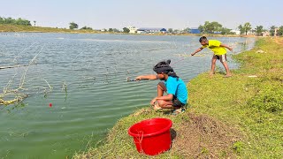 Download lagu Memancing dengan Kail Terbaik 2024 ✅ || Berburu Ikan Besar Secara Tradisional dengan Dua Anak Laki-laki dari Alam yang Indah😱😱 | bagian - 2 mp3