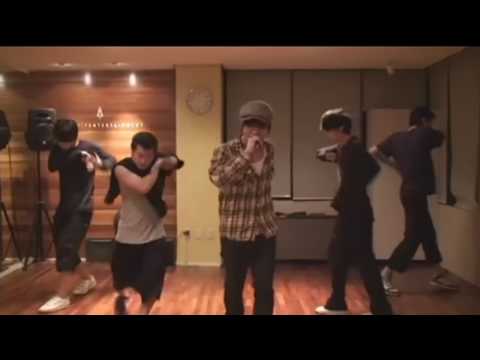 20091120 K.Will Practicing Heartbreaker