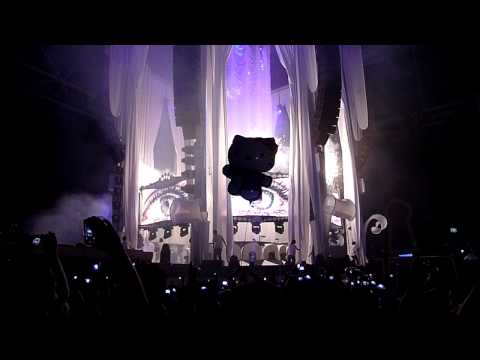 Sensation White 2009 - Wicked Wonderland - Opening