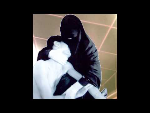 KEROSENE BOY (CRYSTAL CASTLES + DEATH GRIPS)