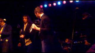 Mononc' Serge et Anonymus Le rejet+Mourir pour le Canada live @ l'usine Genève