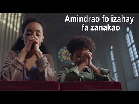 ATREO IZAHAY Paroles et musique : Chorale FEFA Sainte Croix