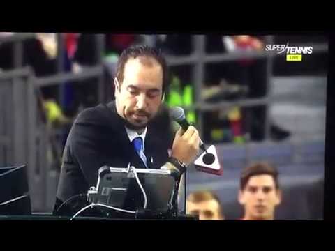 Incredibile Coppa Davis tennis Shapovalov squalificato palla in faccia all'arbitro pazzesco!!!