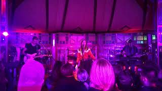 Karli Webster - Live