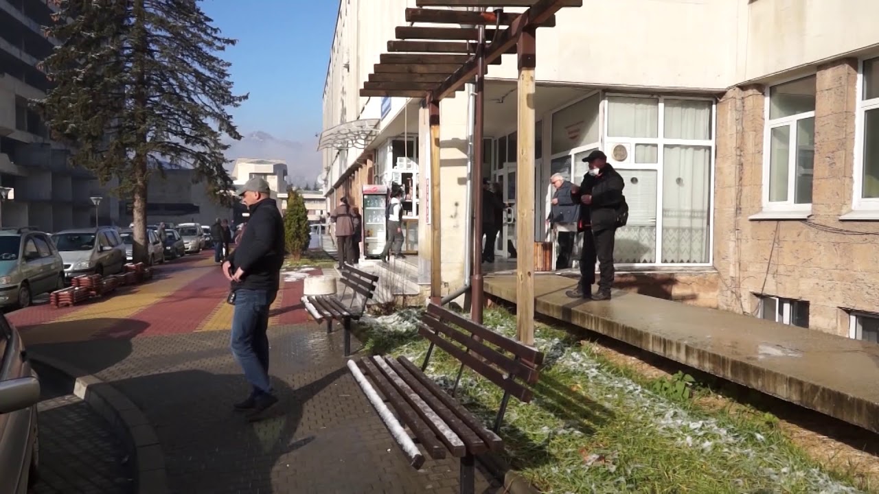 В Смолянско натискът към болниците продължава, в общинските - липсва персонал