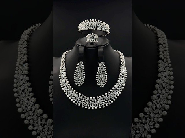 طقم زيركون فضي مع لؤلؤ أنيق بإصدار خاص دقة الماس 5...