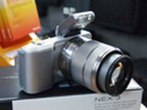 Sony NEX 3 Review, Unboxing and Hands On