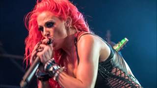 Butcher Babies - Give me reason (Version Studio)