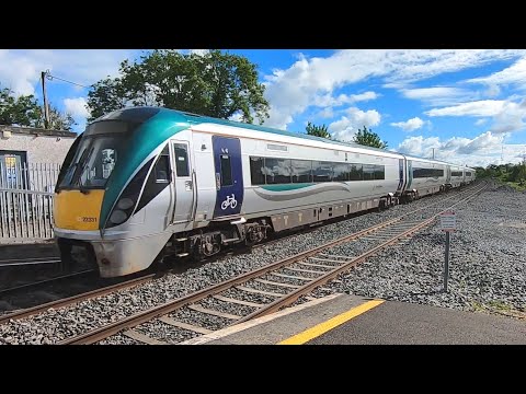 Irish Rail 22000 Class Intercity Train 22331 - Sallins & Naas Station, Kildare