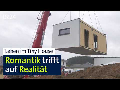 Between romance, rules, and failure: Living in a tiny house | BR24 on site