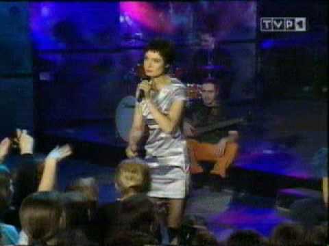 Renata Dąbkowska ( Sixteen ) - Obudź we mnie Wenus