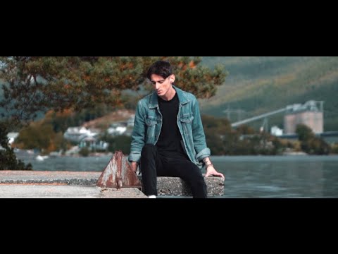 Bryan Todd - Million Reasons (ft. Alex Harry)
