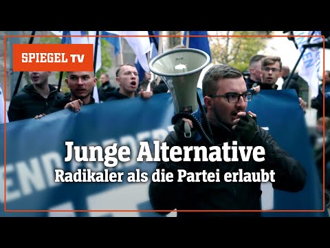 »Junge Alternative«: Selbst den Rechtsradikalen zu radikal | SPIEGEL TV
