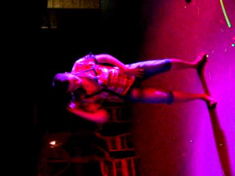 Танцы в Евпатории (Blue Stahli -- Shotgun Senorita (Zardonic Remix))