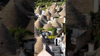 Parece cenário de filme… mas é uma cidade real na Itália! Alberobello é simplesmente mágica!
