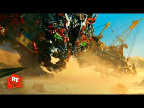 Devastator attacking in Transformers: Revenge of the Fallen