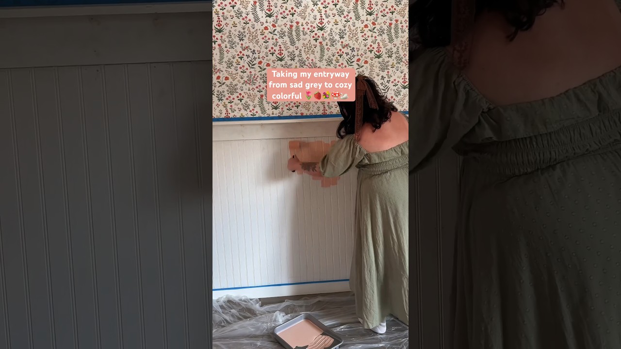 Board and battan + Wallpaper DIY ! 💕🦢💐 #homediy #diydecor #cozyhome #cottagecore #wallpaper #diy