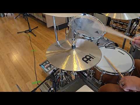Immagine Cymbals - Meinl Byzance 15" Traditional Medium Hi Hats - 3