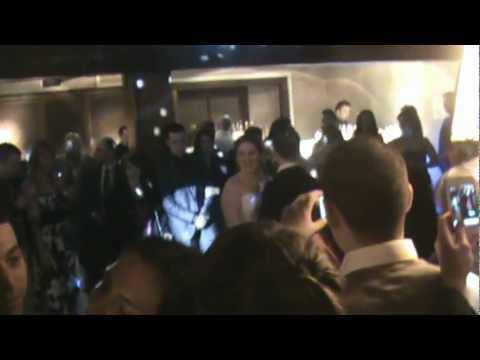 Marta Torres canta boda Azu y Jaime