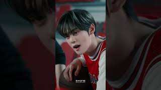 Download lagu ZEROBASEONE (제로베이스원) 'SLAM DUNK' MV｜#Shorts mp3