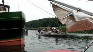 preview picture of video 'Segelreise Müritz - Singende Kanuten in Canow'