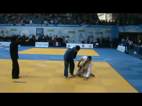 JUDO 2009 Grand Slam Moscow: Batradz Kaitmazov (RUS) - Attila Ungvari (HUN)