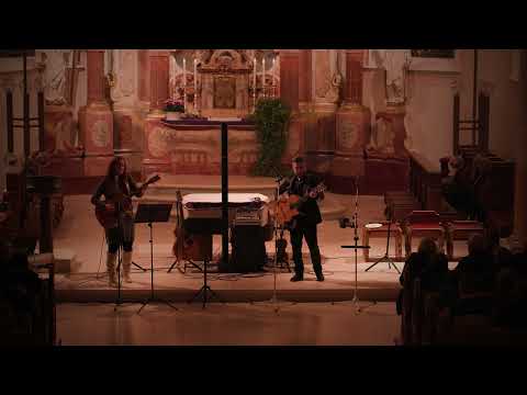 Lynda Cullen & Dos Mundos - Don Oiche Ud i mBeithil (Irish Christmas Song)  at Dreifaltigkeitsberg