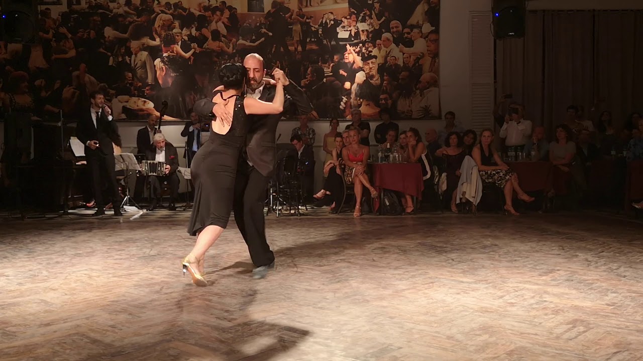 Cynthia Fattori y Marcelo Varela 1/3