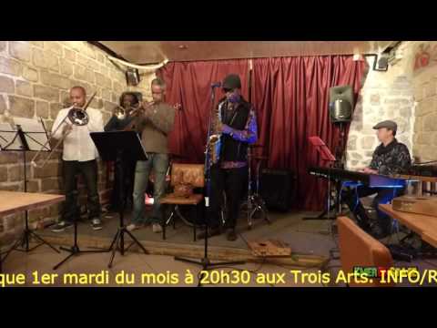 ROGER KOM live @Café des Trois arts in Paris (04/04/2017)