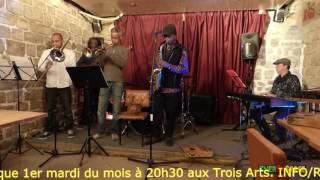 ROGER KOM live @Café des Trois arts in Paris (04/04/2017)