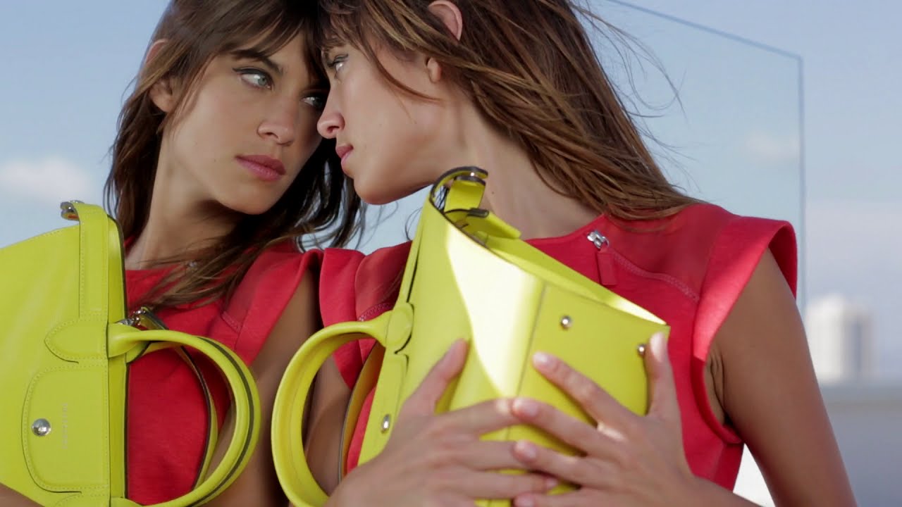 Alexa Chung pro Longchamp S/S 2015