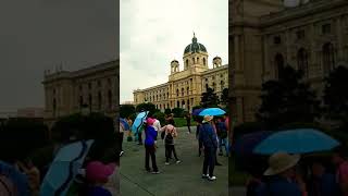 preview picture of video 'quite impossible in our country to visit presidential palace and P.M.Houses so close by commen man.'