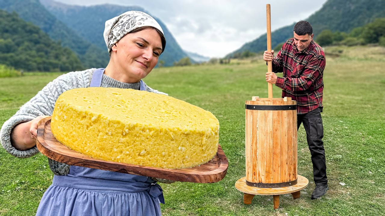 Making the Creamiest Butter from Fresh Milk With The Old Traditional Method!