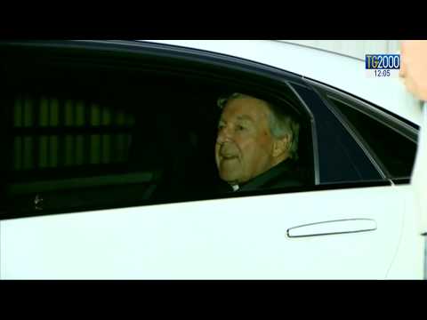 Chiesa, card. Pell colpevole di abusi sessuali su minori. Rischia 50 anni carcere