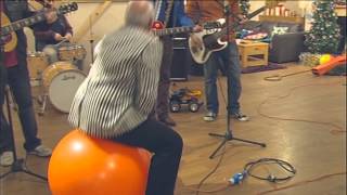 Pearly by Et Tu Brucé unofficial official video