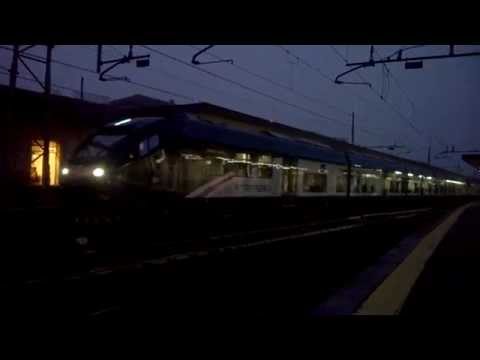 Doppia ETR425 Trenord con R2552 - Monza 23/12/2014