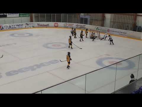 JYP E2-09 15.2.2020 APV musta- JYP valkoinen