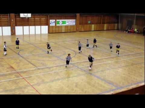 5. zápas: Tygři Neratovice "A" - FK Admira Praha "04"  8:0