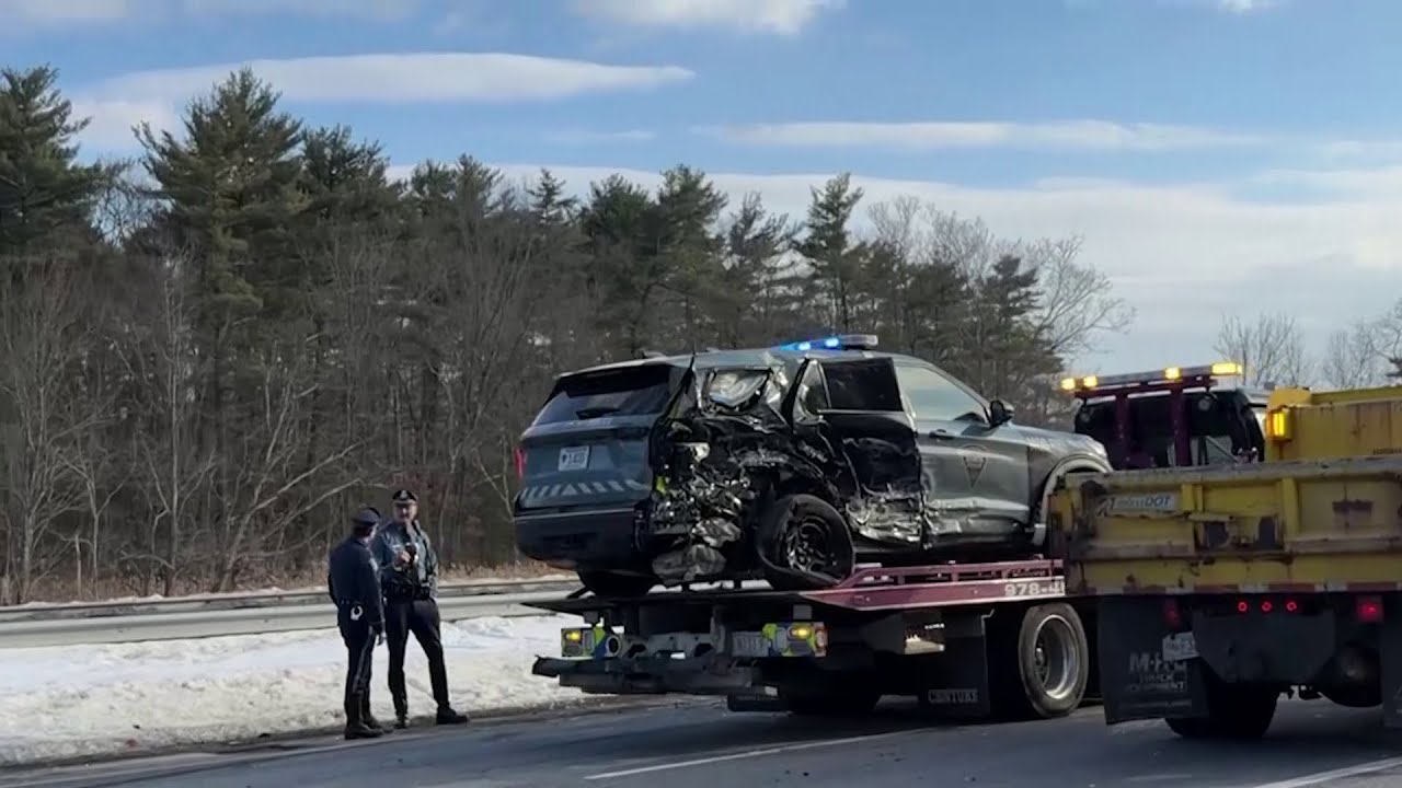 Video thumbnail for Trooper seriously injured after cruiser struck on I-95 in Salisbury