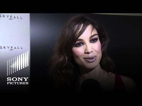 Thumbnail of the video: Cast Interviews