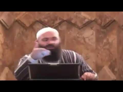 Kur Ismail Kadareja lavdronte Enver Hoxhën - Hoxhë Bekir Halimi