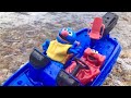 SESAME STREET Elmo And Grover FLIP Boat In Water