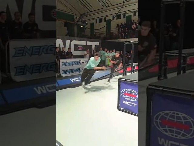 Vídeo relacionado con Parkour Parcouring Deportes extremos Parcour Niños Sudadera con Capucha