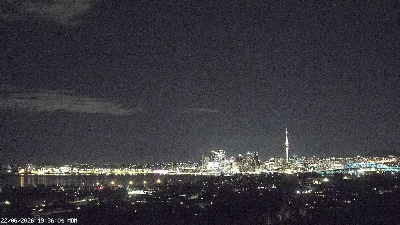 Live webcam view of Waitematā Harbour & City Skyline