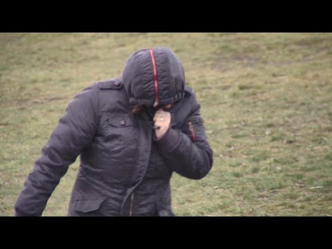 "MAN WEHT FAST WEG!" - STURMTIEF "VICTORIA" ZIEHT ÜBER OSTFRIESLAND HINWEG