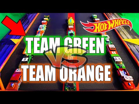Hot Wheels Treadmill Race Cars - TEAM GREEN VS TEAM ORANGE Demolition Derby Knockout Tournament