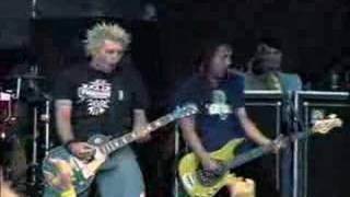Less than jake - Ghosts of you and me (live, warped 2003)