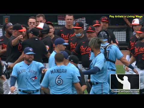 Ejection 077 - Jerry Meals Ejects Alek Manoah After HBP, Bench Clearing Follows Back-to-Back HRs