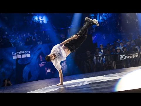 Soso VS Issei | Round Of 16 | Red Bull BC One World Final 2016