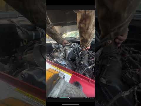 5.7 hemi heads removal #automotive #rebuild #mechaniclife #mopar #hemi #headgasket #dodge #fypシ